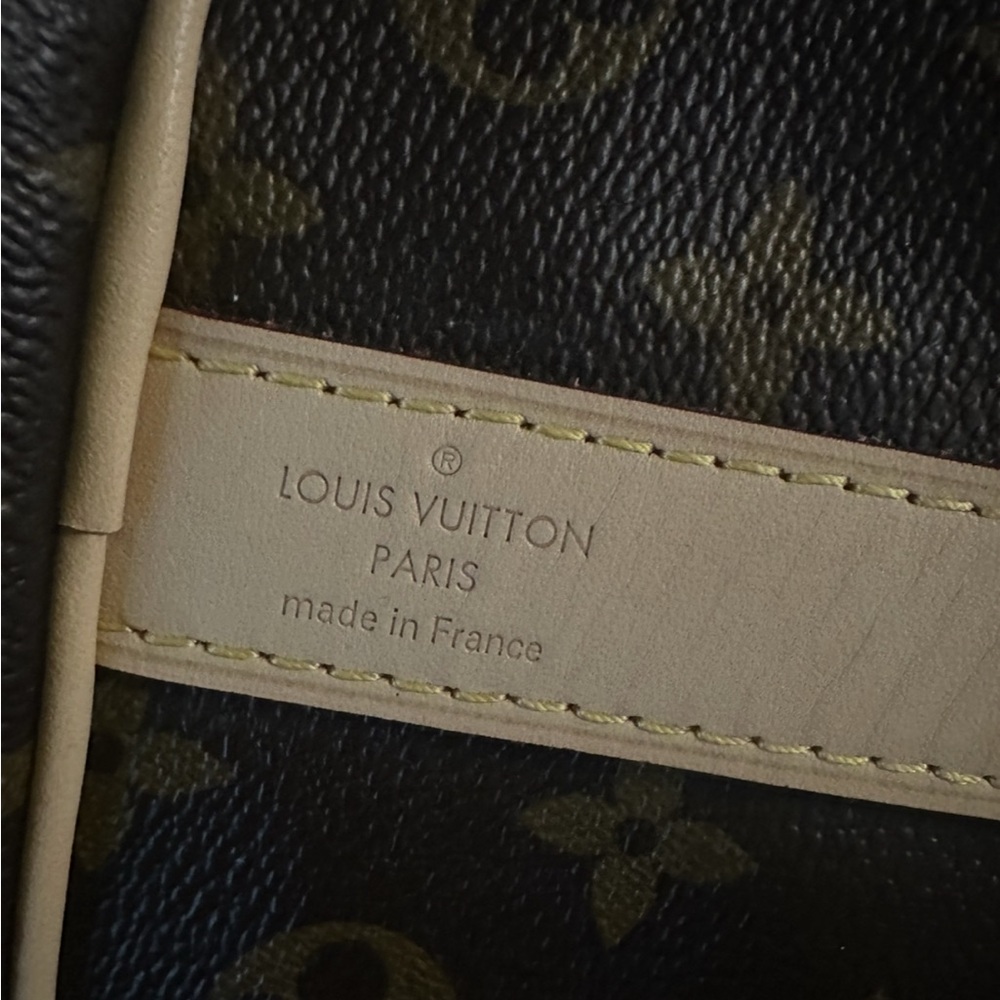 Louis Vuitton  Monogram Keepall Size 50 Travel Duffle Bag - Picture 12 of 16